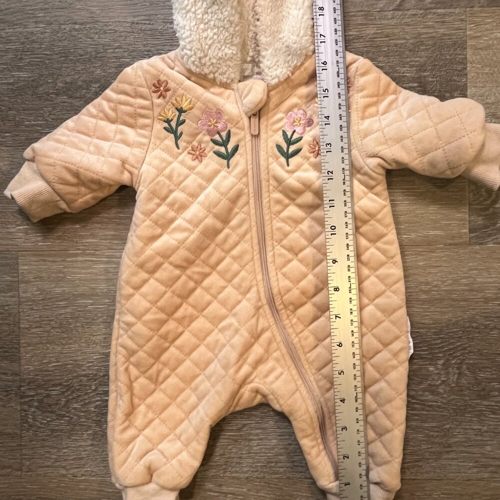 Tahari Baby Floral Winter Romper Beige 0-3M - Picture 4 of 4